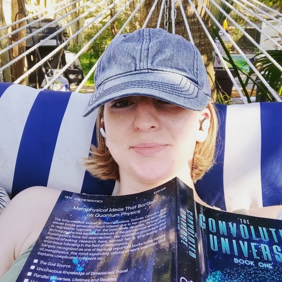 Meet your Posher, Bobbie - Picture 3 of 5